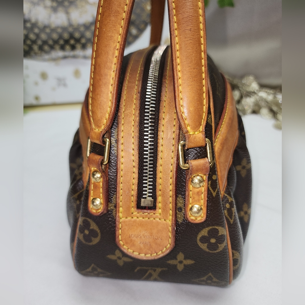 Authentic Louis Vuitton Monogram Klara Shoulder Bag With COA And Dust Bag - Picture 8 of 17